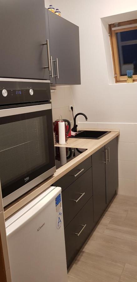 Boglárka Apartman Hajdúszoboszló Esterno foto