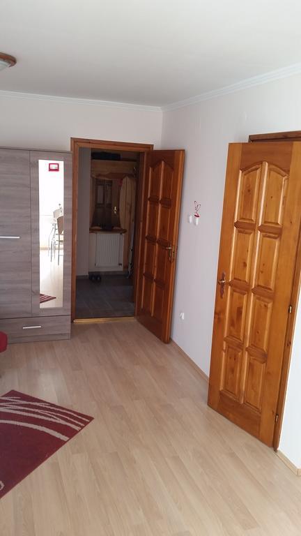 Boglárka Apartman Hajdúszoboszló Esterno foto