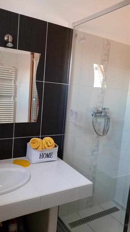 Boglárka Apartman Hajdúszoboszló Esterno foto
